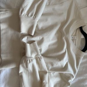 Lululemon sweatshirt